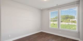 Like New Townhome Ready for Immediate Move-In!!! Bryant Park in West End Gallery 16