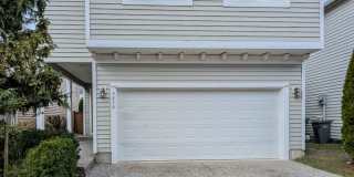 Beautiful 4 bed 2.5 bath home in Silver Lake! Gallery 1