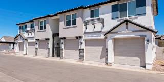 The Stately Queen Creek Gallery 16