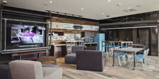 AVA 55 Ninth Gallery 20