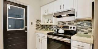 Beautiful 3 bed 2 bath Available for RENT in desirable Conway area of Orlando! Gallery 14