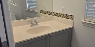 3674 Biltmore Avenue Gallery 34