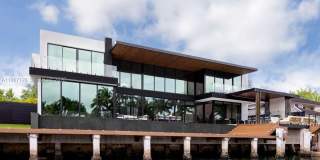 1102 Washington St Gallery 3