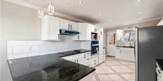 3 bed 2.5 bath single family home Gallery 12