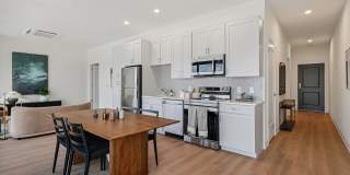 7 West 7th Apartments Gallery 12