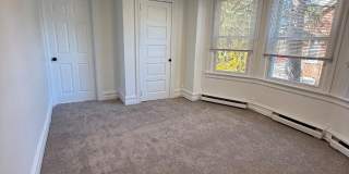 33 E 4TH Street Gallery 10