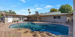 5-Bedroom Tempe Home with Private Pool, Guest House  Garage Near ASU Gallery 1