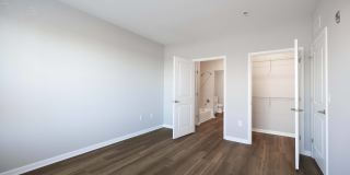 Harbor Pointe Gallery 64