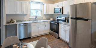 Summit Court Gallery 1