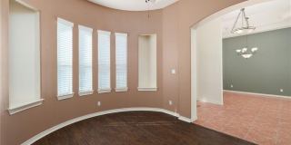2111 E 25th Street Gallery 3