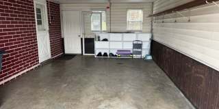2 Bedroom 1 Bath Duplex Located in Kingsport, TN 2 Bedroom 1 Bath Duplex Located in Kingsport, TN Gallery 15