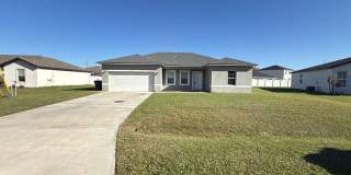 Stunning 4-Bedroom, 2-Bath Home in Poinciana with Modern Upgrades Gallery 1