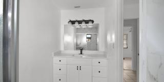 325 NW Rebecca Avenue Gallery 15