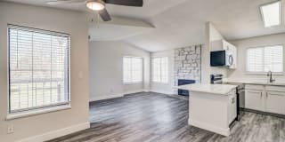 The Hamptons Gallery 2