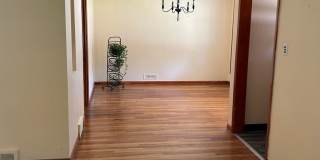 Brick 4 Bedrooms house is South Euclid With 2 Cars Detached Garage for Rent Gallery 18