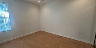Gated Community Townhome! Gallery 14