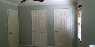Gorgeous Updated 2BR 3BA Town house Gallery 31