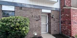 Comfortable Living in a Convenient Location Comfortable Living in a Convenient Location Gallery 1