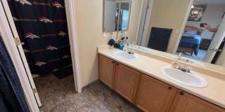 Beautiful Ridgeview at Stetson Hills Townhome Near Powers Corridor Amenities with a 2 Car Garage! Gallery 11