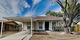 911 Hickory Hill Dr Gallery 1
