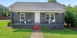 2816 Yadkin Avenue Gallery 1