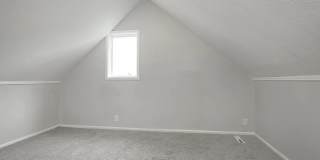 Four Bed 2 Full Bath in Lorain Gallery 14