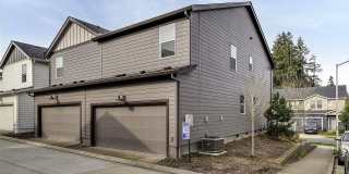 898 N 18th Avenue ~ Spacious & Immaculately Maintained Townhome Gallery 26