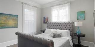 1013 Euclid Avenue Gallery 24