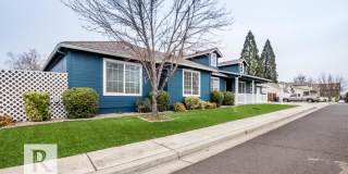 3 Bedroom + Office in Central Point! Gallery 3
