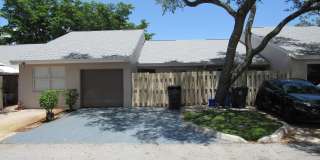5203 Glencove Lane Gallery 1