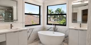 1672 Victoria Pointe Cir Gallery 29