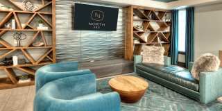 670 E Algonquin Road unit: 4303 Gallery 10