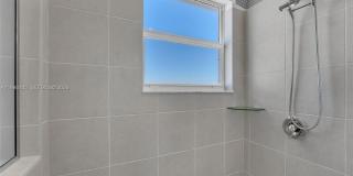 2425 SE 28TH DR Gallery 8