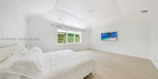 55 La Gorce Cir Gallery 22