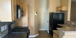 Beautiful 2 bedroom townhome with attached garage Gallery 4