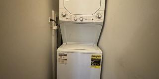 5021 North Ashland Gallery 9