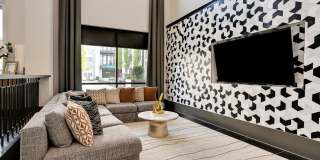 Skye Suwanee Town Center Gallery 20