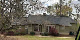 Beautiful 3 Bedroom 2.5 Bath Home in New Wood Valley Gallery 4