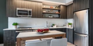 4040 Wilson Gallery 1