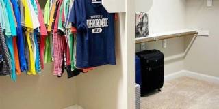 Room in 4 Bedroom Home at Grande Chateau Ln Gallery 16