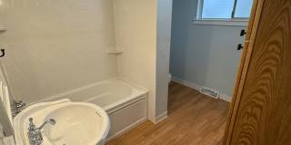 3 Bedroom- Upper Arlington area Gallery 25