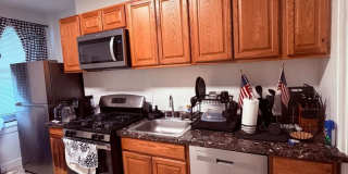 Charming 3BR Townhome in Baltimore Gallery 10
