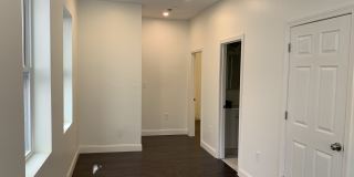 49 Charter St Gallery 7