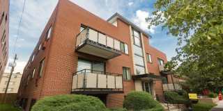 910 Downing Gallery 8