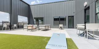 District South Gallery 23