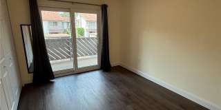 514 LONGFELLOW Court Gallery 21