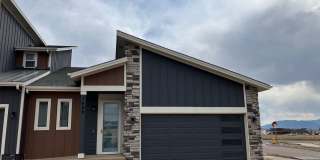 3 Bedroom Ranch with Finished Basement Available Now! Gallery 1