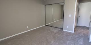 652 Moss St Gallery 35