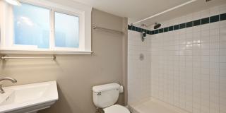 Charming 3 Bedroom/2 Bath Craftsman Home for Lease in Phinney/Greenlake Gallery 33