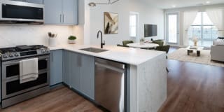 Avalon Harbor Isle Gallery 2